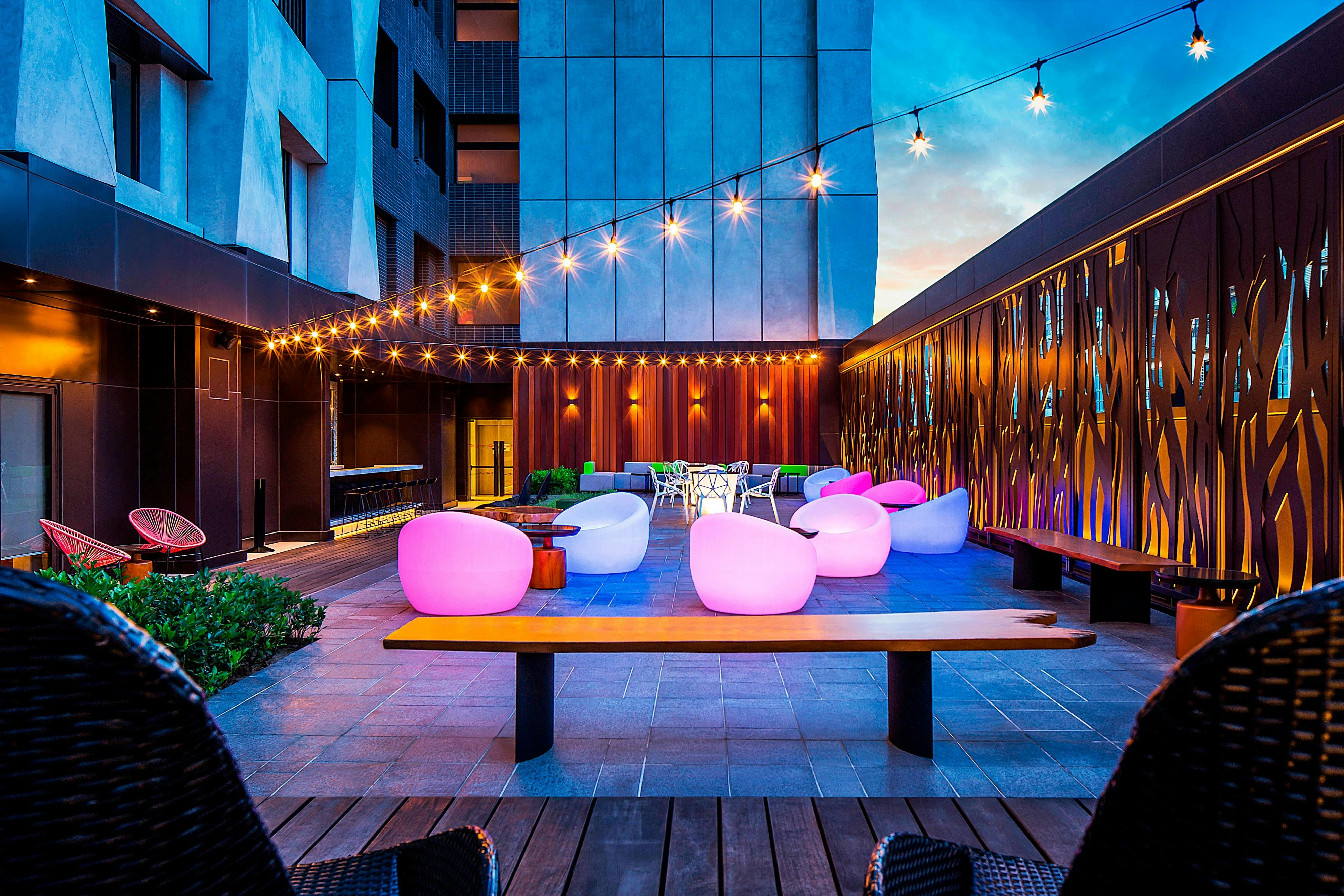 Aloft Taipei Beitou 13/19