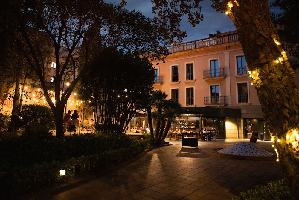 Hotel Balneari Vila de Caldes 14/17
