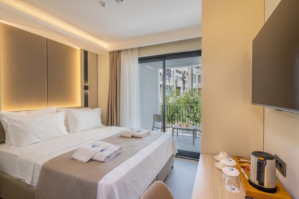 Seatown Hotel 15/50