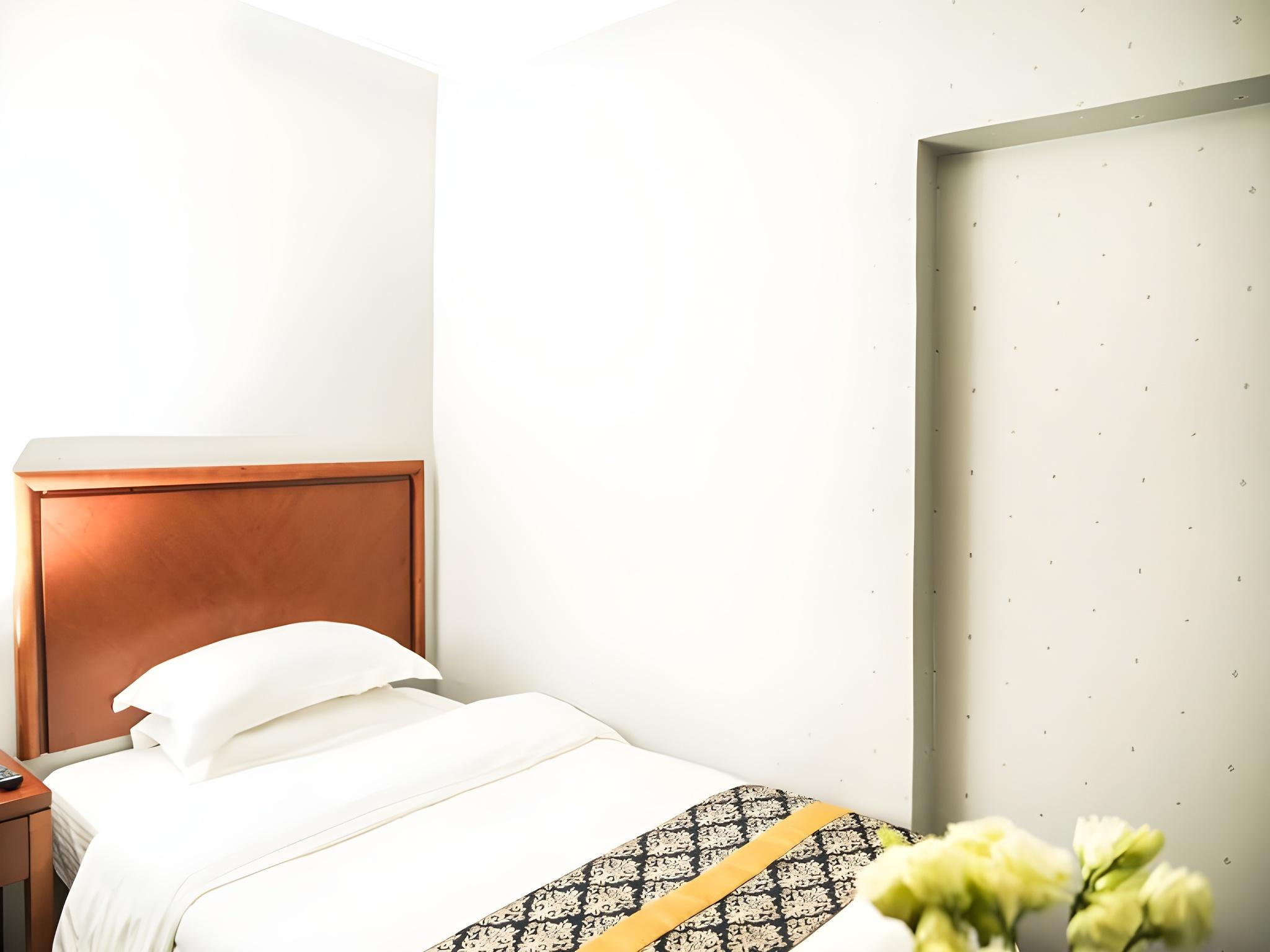 Room, Single, No Window