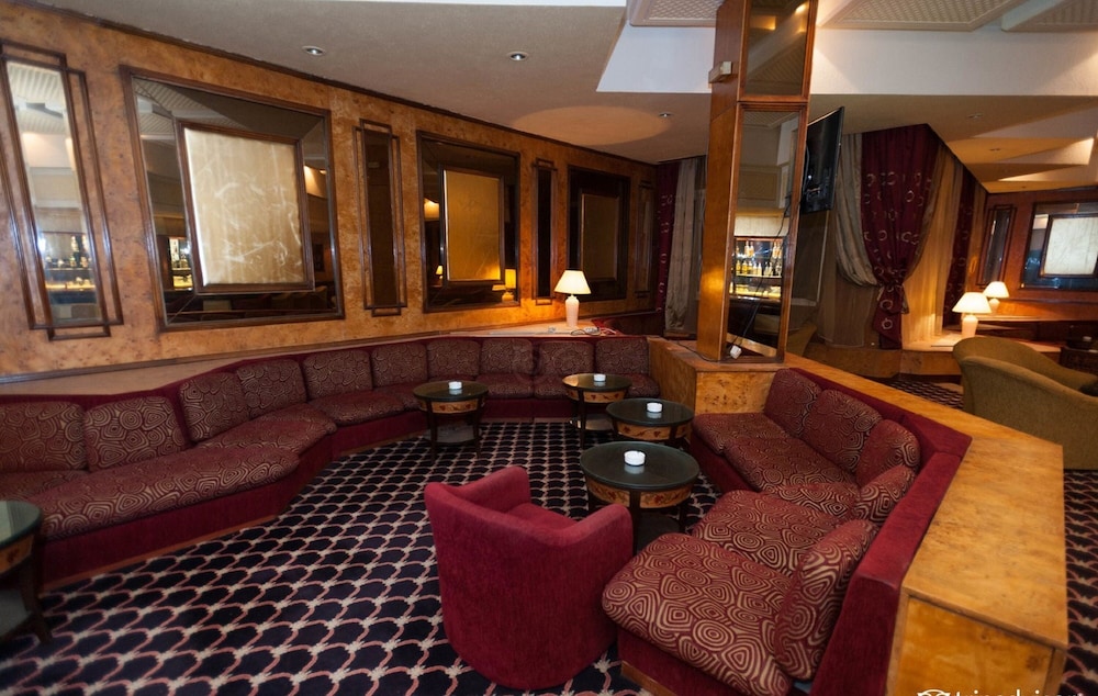 Orient Palace 22/42