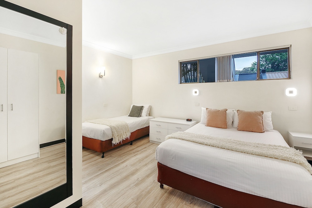 1 BEDROOM, APARTMENT