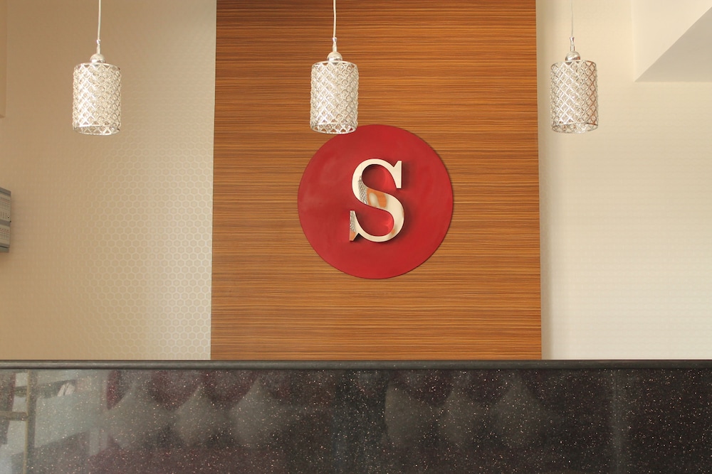 Sebastien Hotel 12/54
