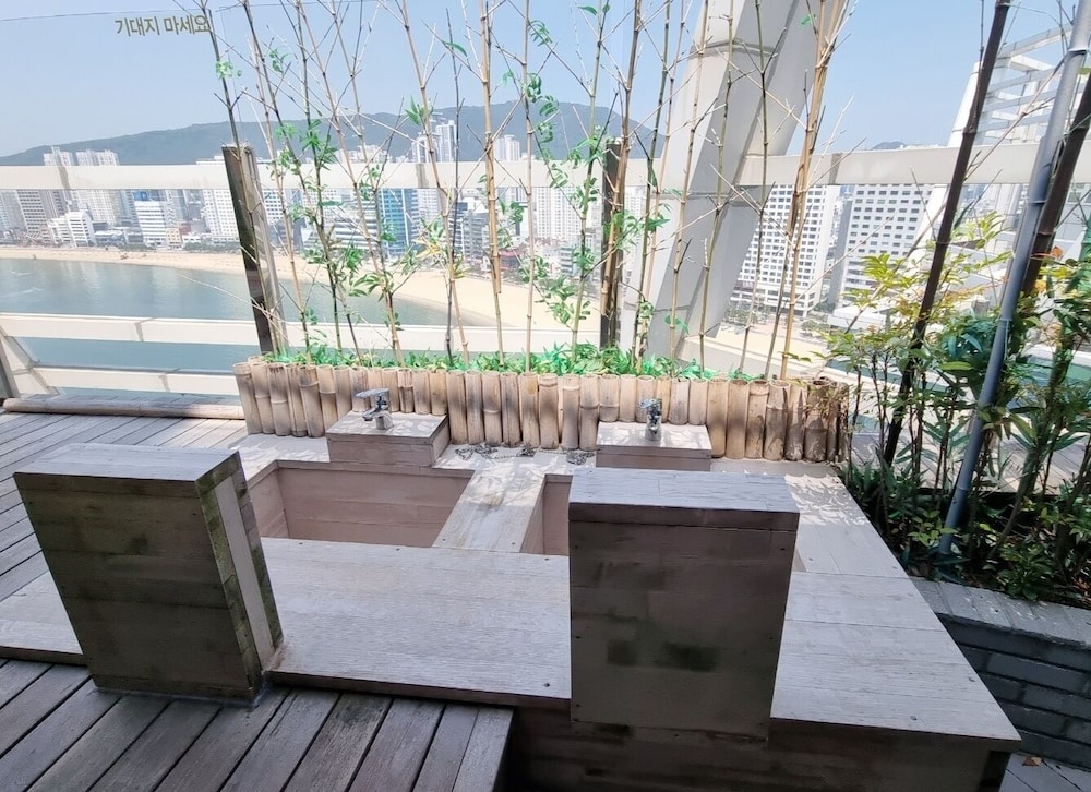 Hotel Ocean View 35/50