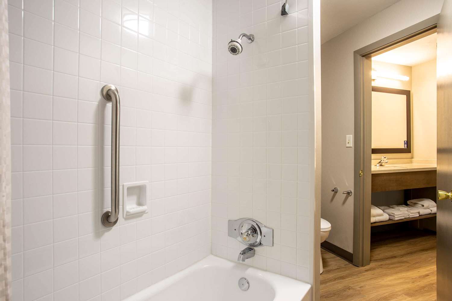Days Inn by Wyndham Marquette 62/62