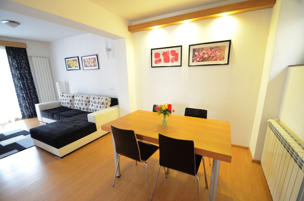 Decebal Residence Apartments 59/80