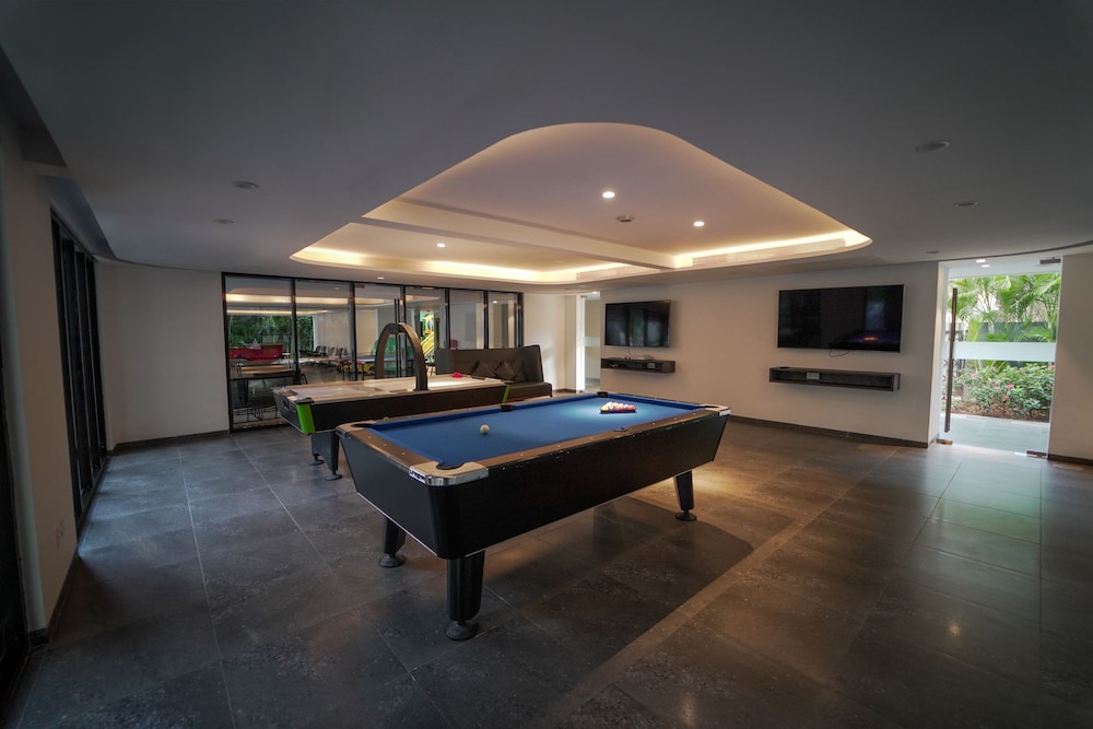 Hyatt Centric Candolim Goa 62/72