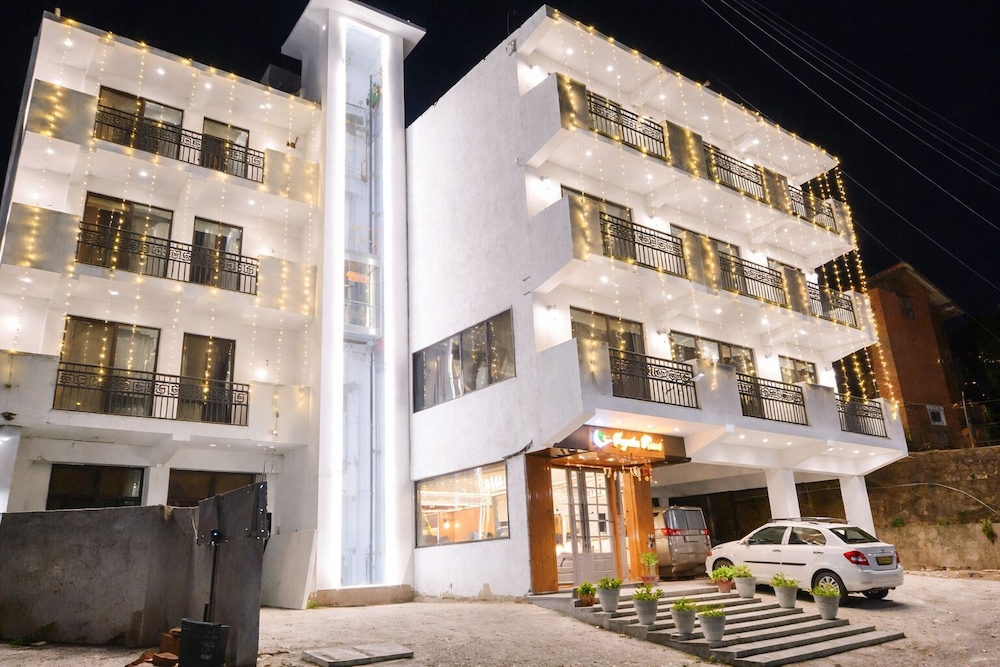 SAGRIKA RESORT 2/50