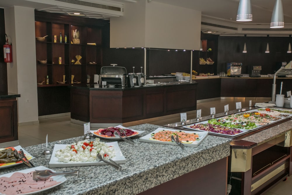 Almyra Hotel & Village 54/70