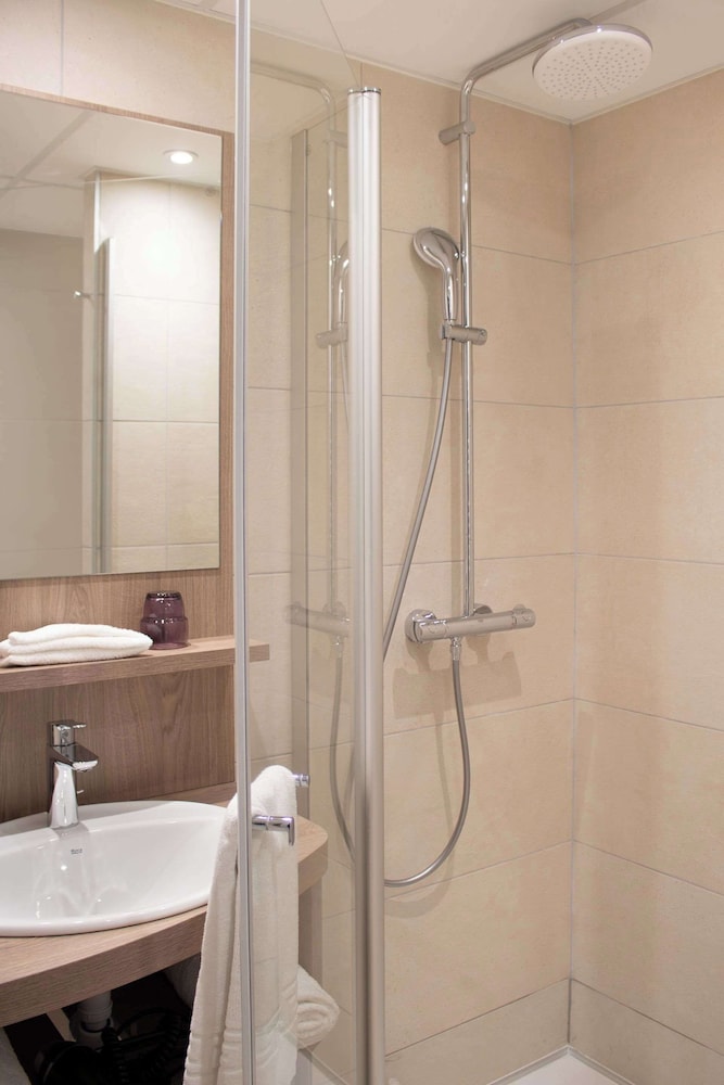 Brit Hotel Blois - Le Prema 48/50