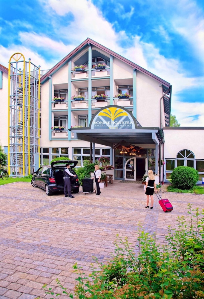 HOTEL SONNENGARTEN 2/60