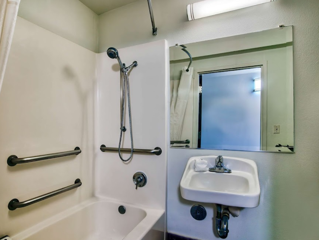 Studio6 Suites Hesperia, CA - West Main Street - I-15 33/33