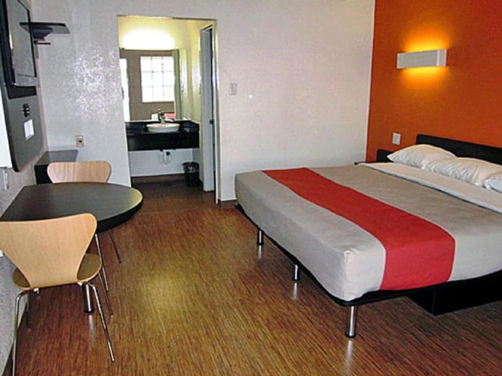 Motel6 Stephenville, TX 33/46