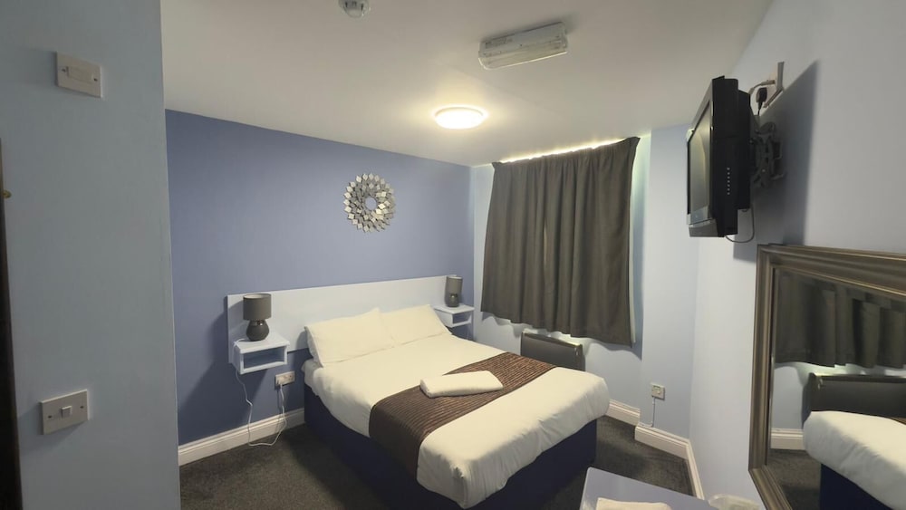The Terrace Lodge Hotel 26/48