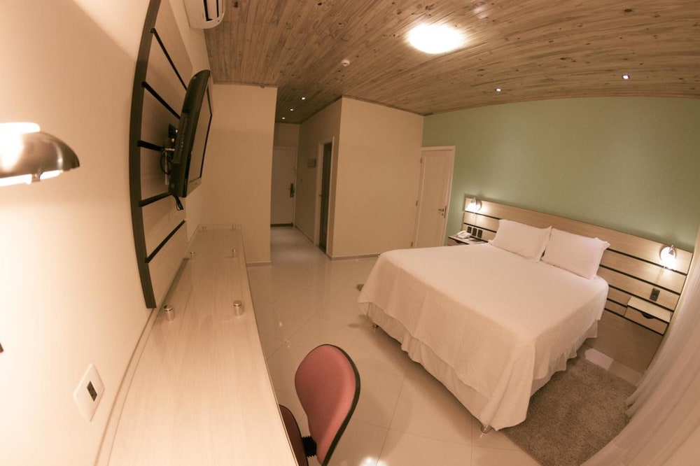 MARAMBAIA HOTEL 17/66
