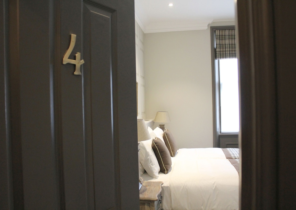 The One Tun Pub and Rooms 8/62