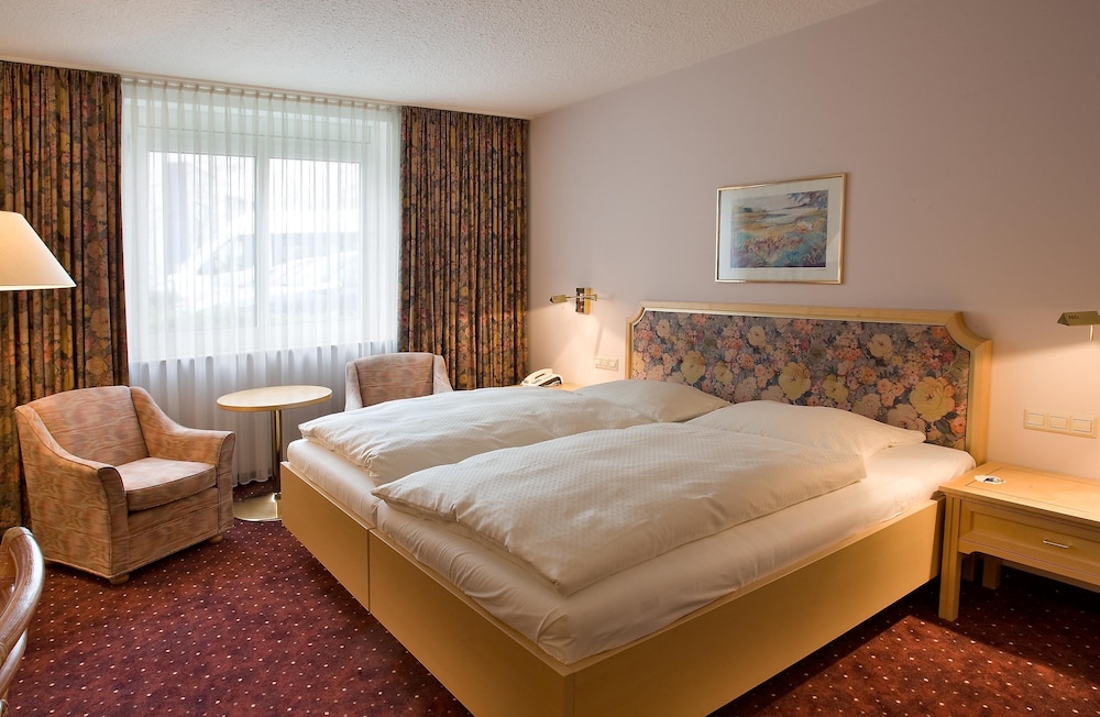 Erikson Hotel 21/43