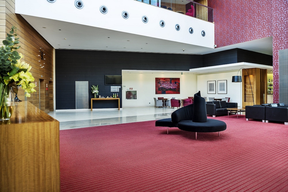Lagoas Park Hotel 5/100