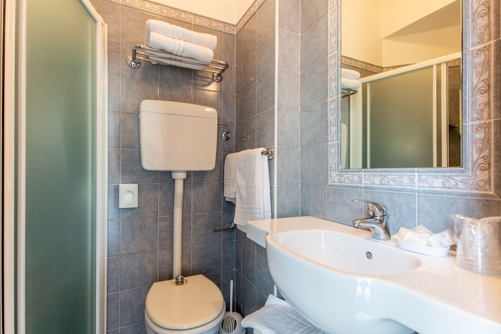 Hotel Raffaello 47/50