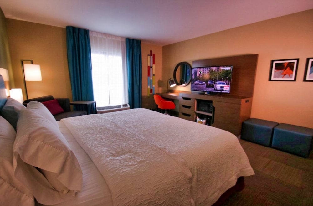 Hampton Inn & Suites Jacksonville - Beach Boulevard/Mayo Clinic Area 23/54