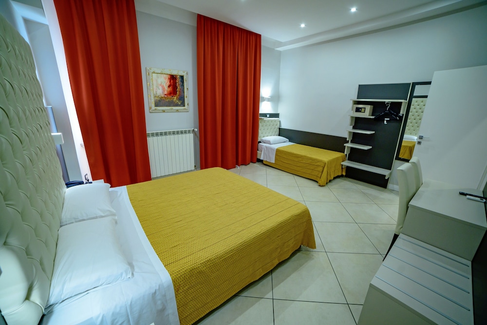 Hotel Demo 14/50