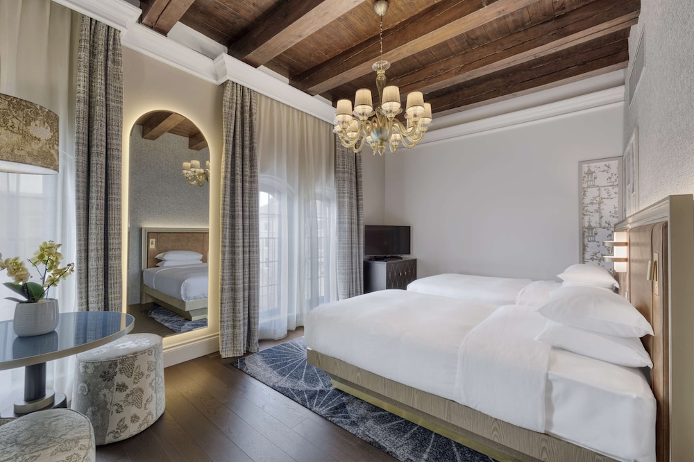 SUPERIOR, TWIN BEDS