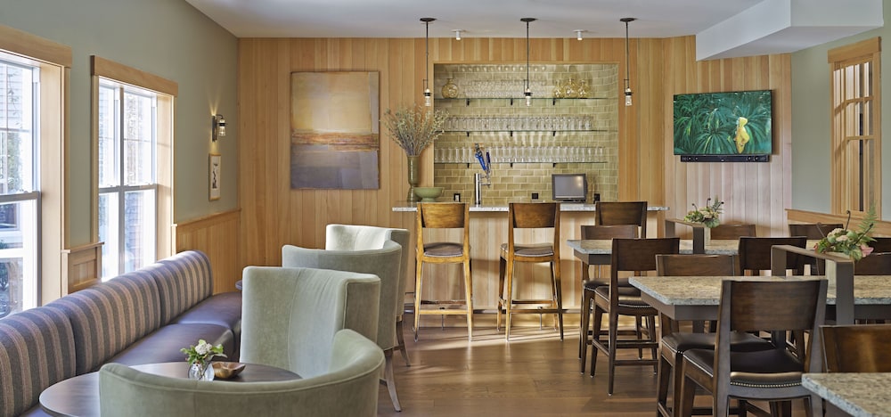 Green Mountain Suites Hotel 20/31
