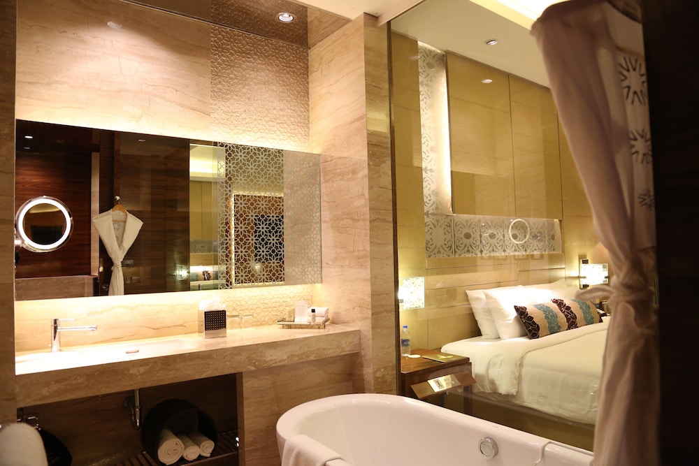 Taj City Centre Gurugram 32/80