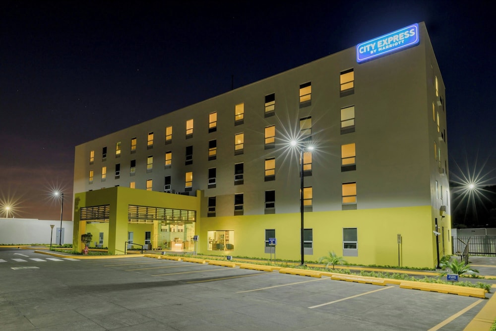 Hotel Hex 2/74