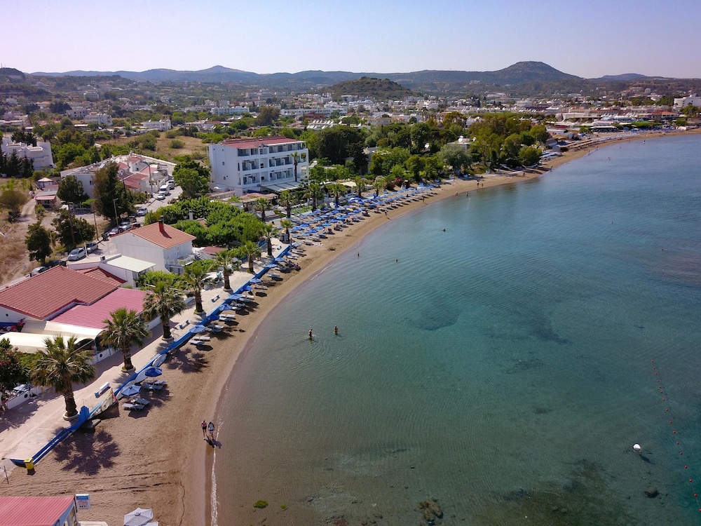 Lido Star Beach 63/70
