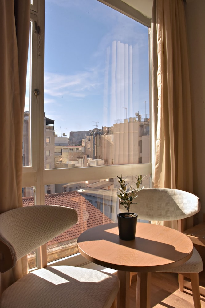 Arethusa Hotel 41/50
