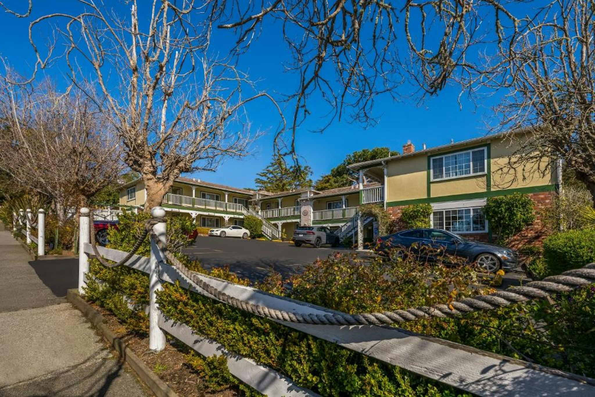 Carmel Inn And Suites 30/34