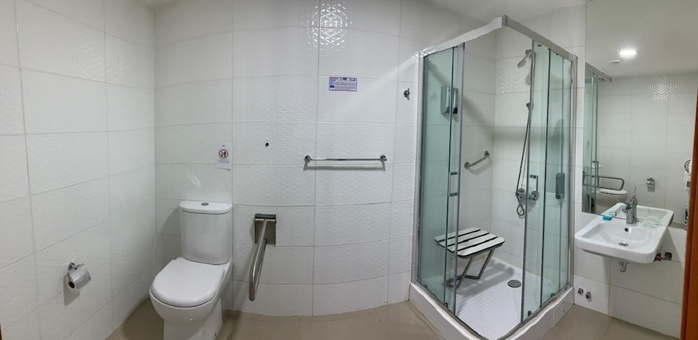 Gran Hotel Aysen 15/16