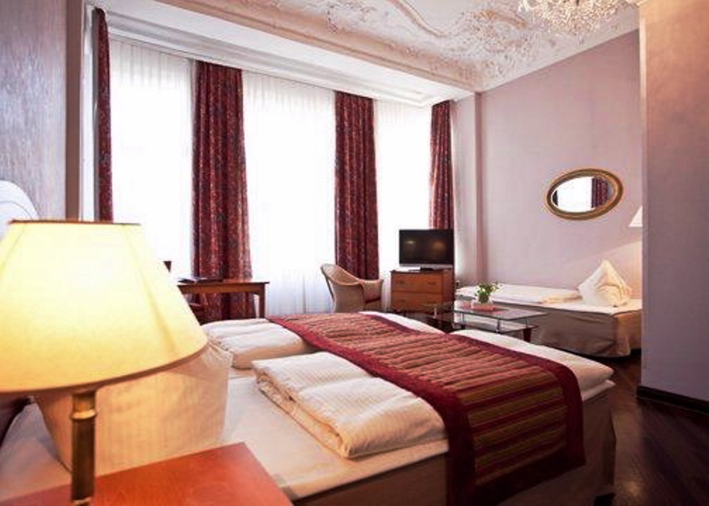 Safestay Berlin (ex. Kult Hotel Auberge) 9/20