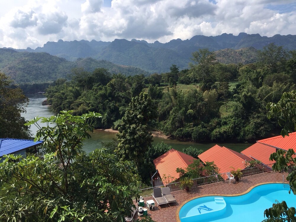 Star Hill Riverkwai Resort 67/85