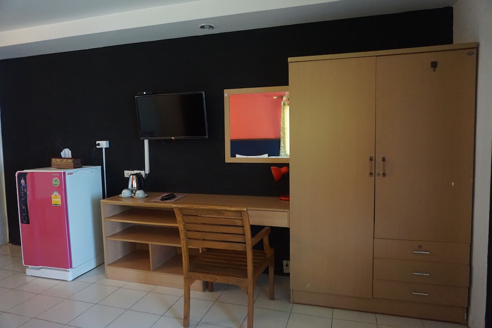 Bangkok Travel Suites 38/56