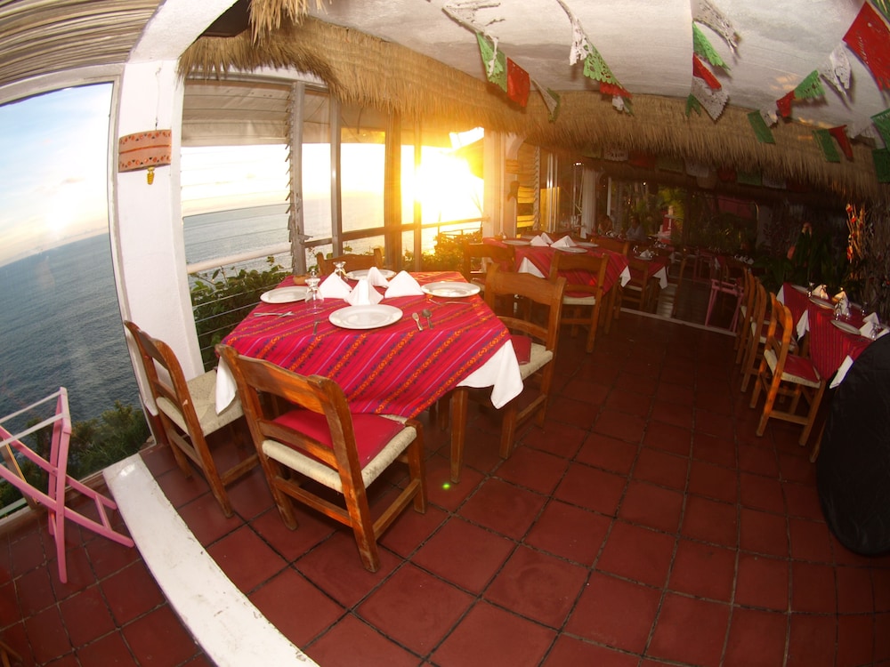 Los Flamingos Hotel 16/47