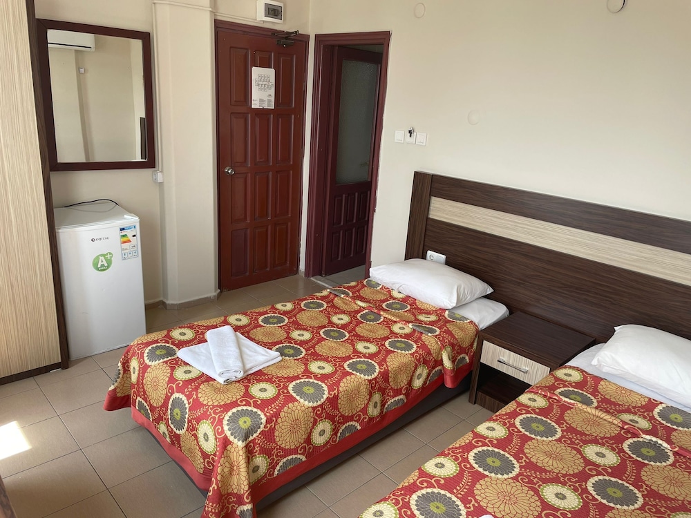 Rosella Hotel 21/62