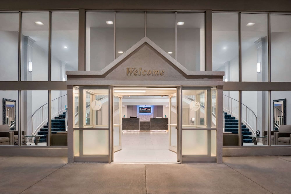 Baymont By Wyndham Des Moines North 2/41