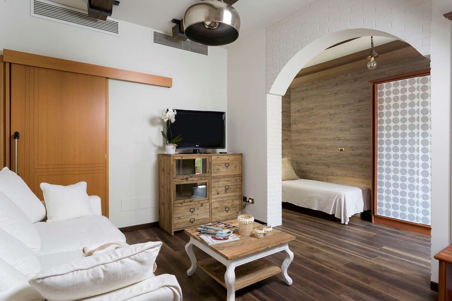 Best Western Maison B Hotel 12/25