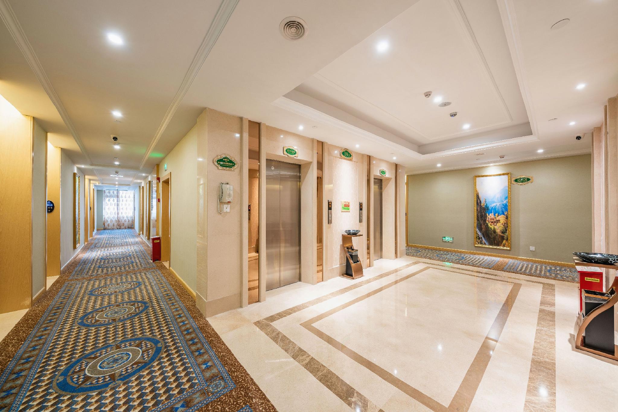 Vienna International Hotel (Wuhan Wangjiawan Tieqiao Square) 14/39