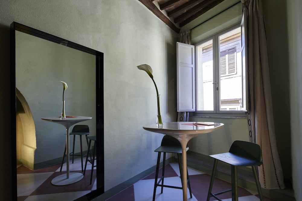 Palazzetto Rosso Hotel 64/74