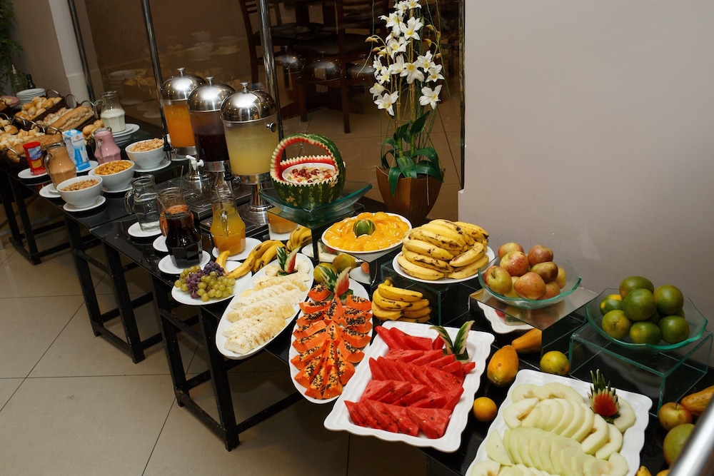 PAIAGUAS PALACE HOTEL 56/67