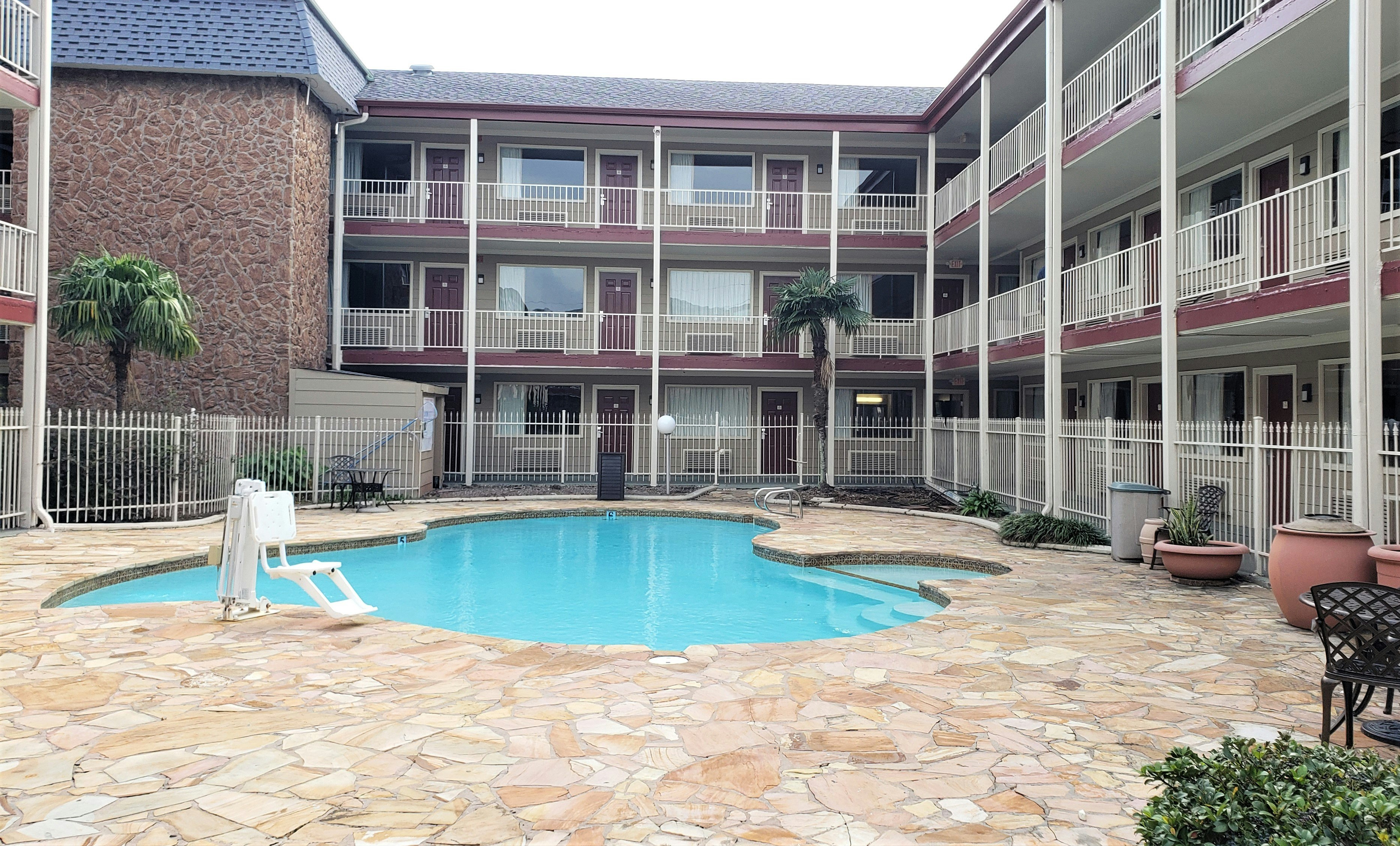 Red Roof Inn Kenner - New Orleans Airport NE 4/29