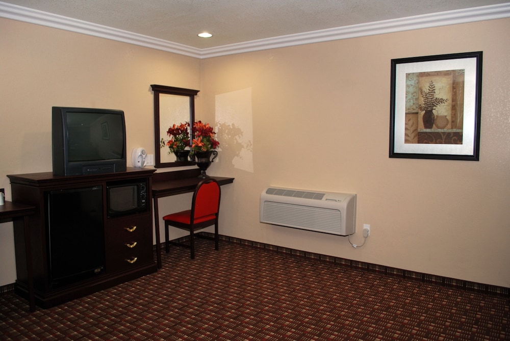 Budget Inn Anaheim 12/24