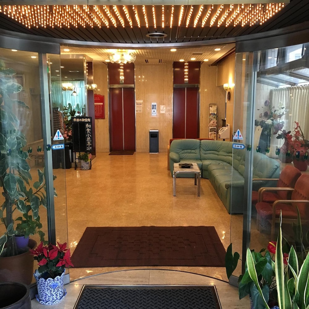 City Hotel Airport In Prince 9/63