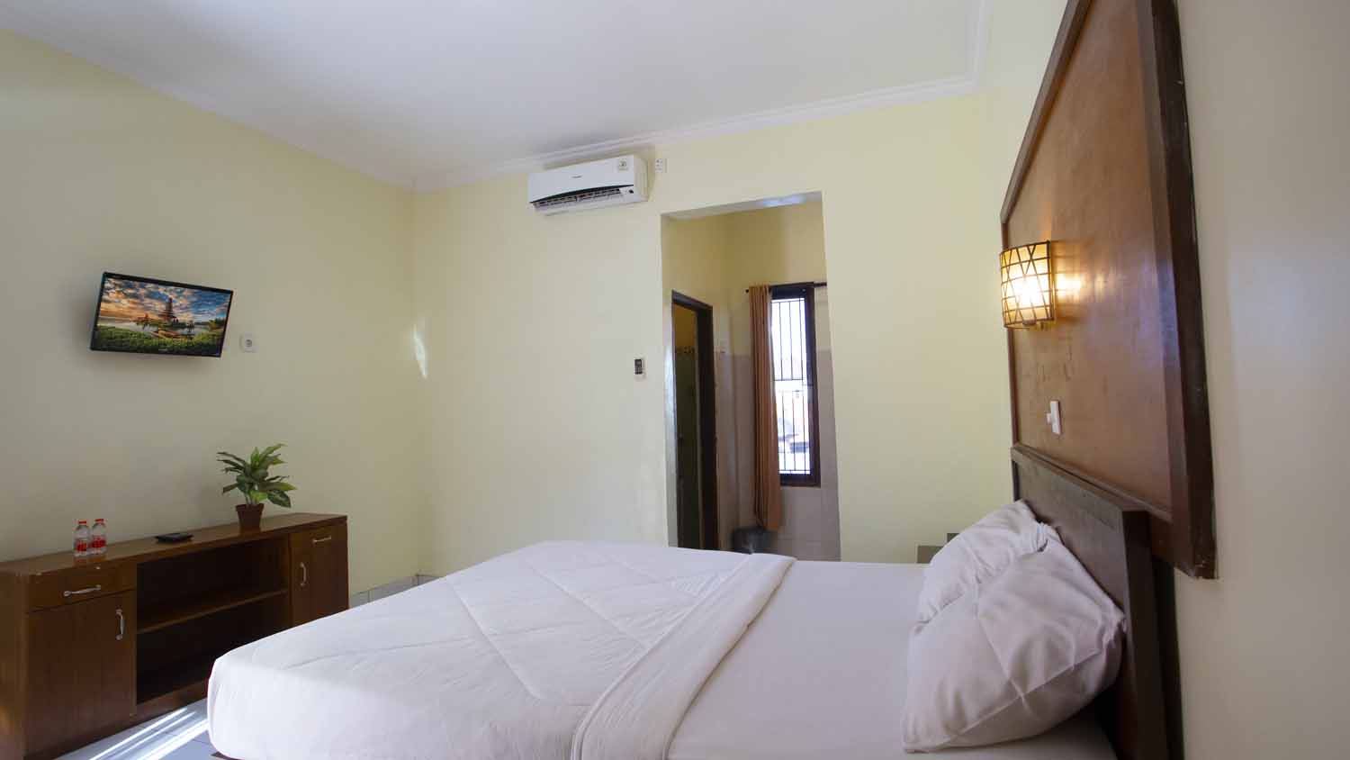 OYO 3910 Teges Inn 26/50
