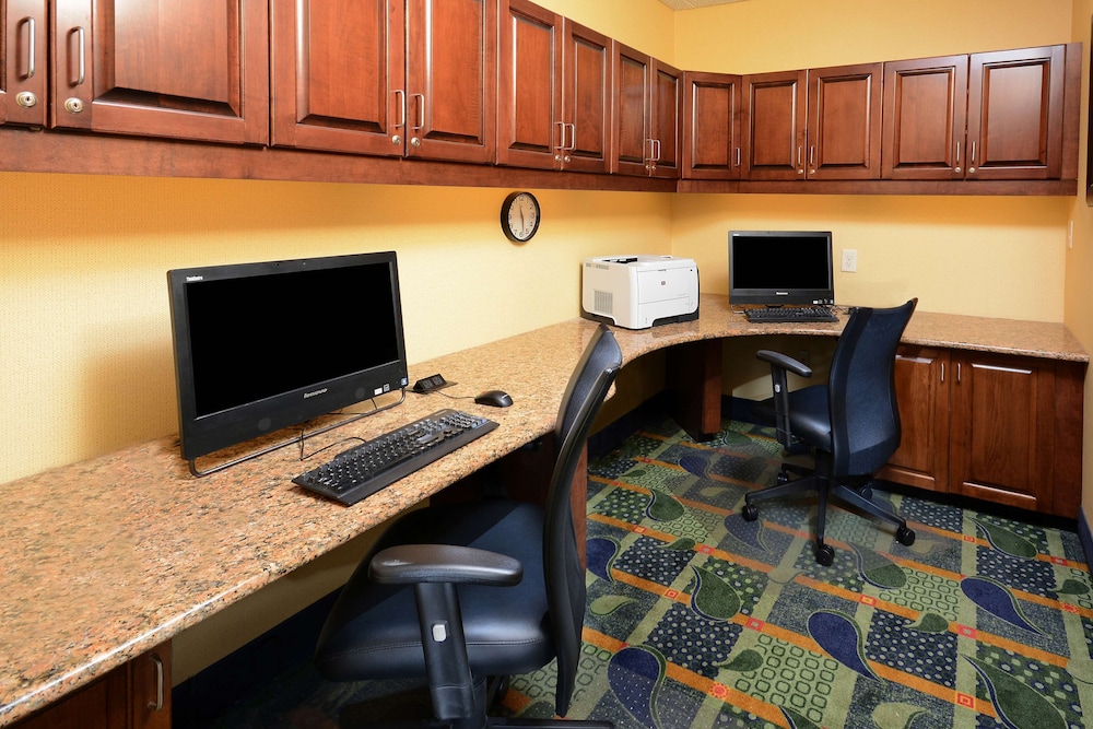 Hampton Inn High Point 49/52