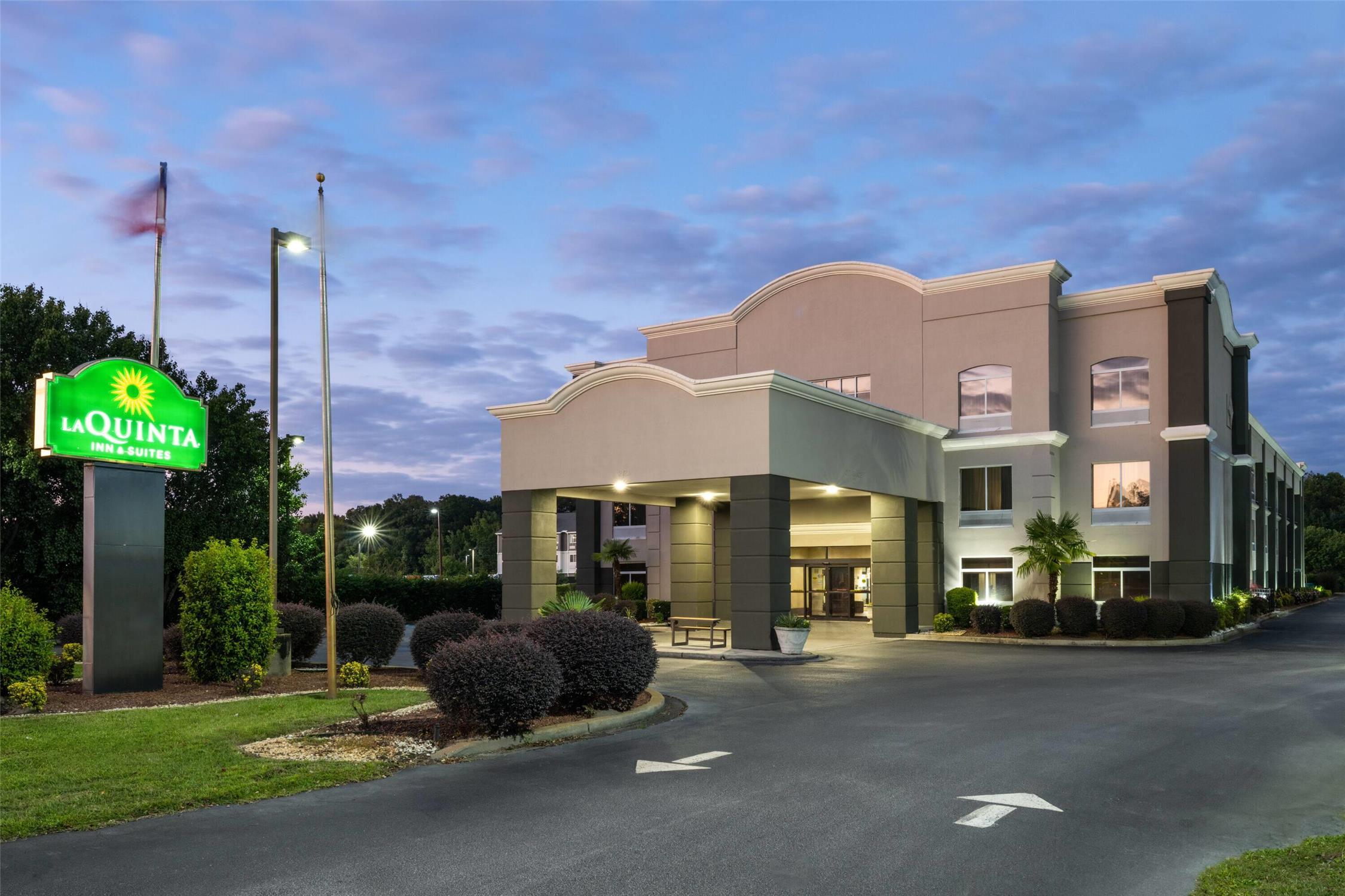 La Quinta Inn and Suites by Wyndham Florence 6/47