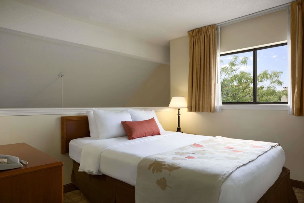 Affordable Suites of America Grand Rapids (Ex Hawthorn Suites by Wyndham) 13/49
